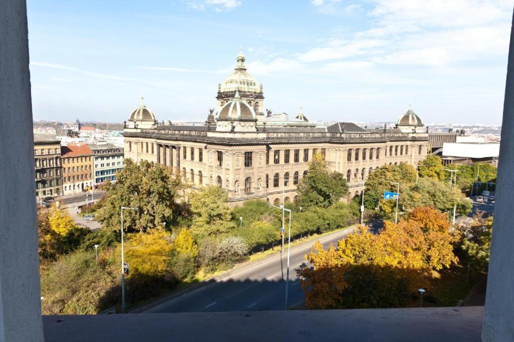 Art Apartments Celakovskeho Sady Prag Exteriör bild
